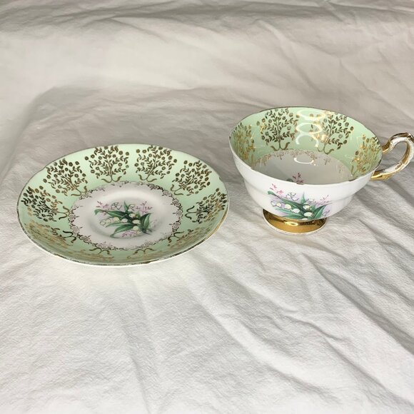 Vintage Royal Grafton Lily of the Valley Cup & Saucer Fine Bone China England - Picture 3 of 9